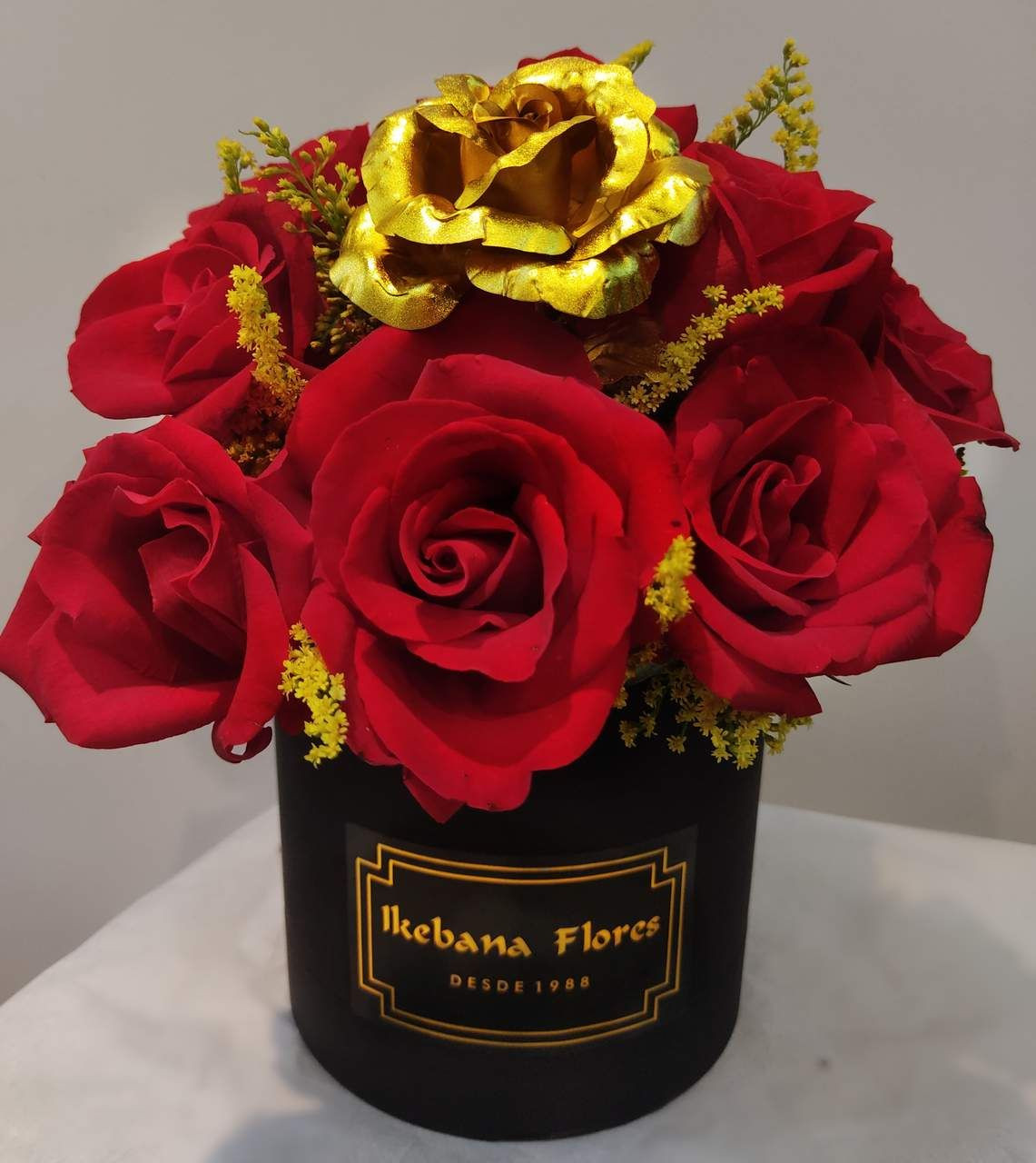 Rosa de Ouro Ikebana Flores