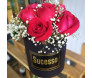Caixa com arranjo de 6 rosas vermelhas