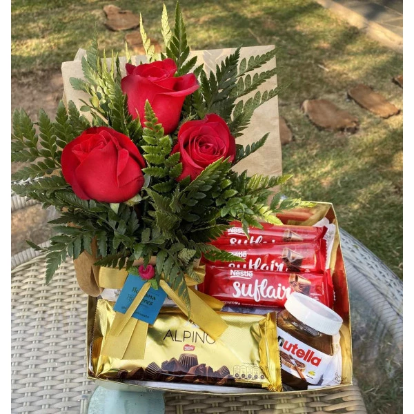 Cesta de Rosas e Chocolate