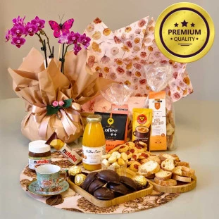 Cesta Luxo – Orquídea Rosa & Café da Manhã Completo