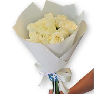 Buquê Condolência - 12 Rosas Brancas