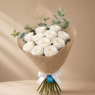 Buquê de 12 Rosas Brancas