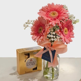 Kit Gerberas com Ferrero