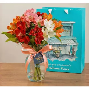 Arranjo de Astromélia no Vidro