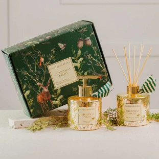 kit difusor e sabonete líquido Christmas Night Dani Fernandes frascos dourados natalinos