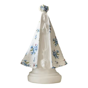 Imagem de Nossa Senhora Aparecida com manto branco floral azul, 20 cm de altura