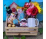 Cesta de café da manhã Radiante com Flores Nobres em BH