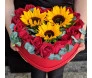 Caixa de rosas e girassol