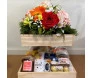 presente com flores e chocolate