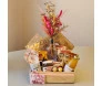 cesta de madeira com produtos de café da manhã para o dia das mães