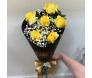 buquê de 6 rosas amarelas