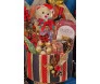 Caixa de Natal decorativa com ursinho Noel, vinho tinto, guirlanda de Ferrero Rocher, pote de biscoitos, balas sortidas, chocotone e arranjo natalino