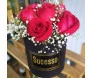 Caixa com arranjo de 6 rosas vermelhas